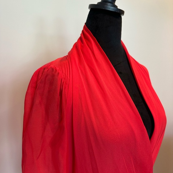 Marciano Vibrant Red Top - Picture 4 of 6